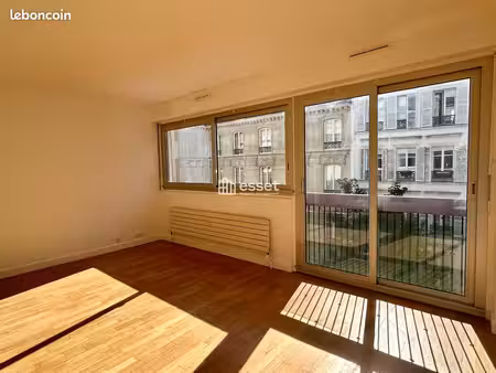 appartement 3 pièces 61m² à louer 2077 - paris 75016