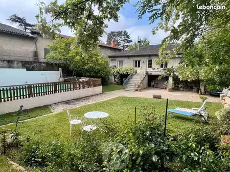 maison 6 pièces 153 m²