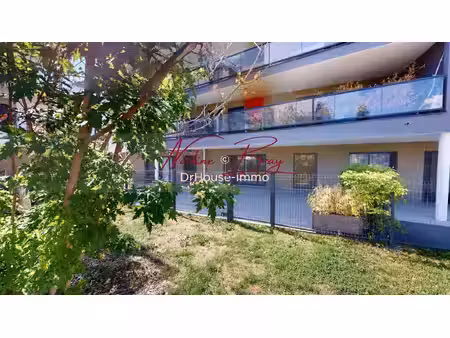 t2 en rez-de-jardin avec terrasse - proche lac du bourget et plage