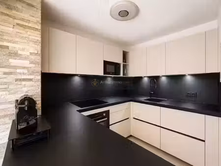 vente appartement 3 pièces 58 m2 à saint-raphaël