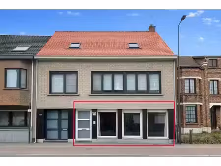 gelijkvloers appartement met 4 slaapkamers (epc c-f)