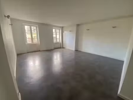 location appartement 2 pièces 59 m² à clermont-ferrand (63000)