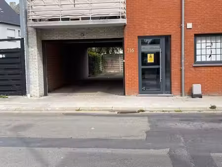 parking / garage