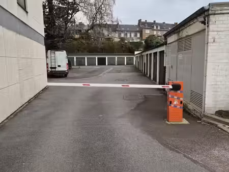 garage à louer namur
