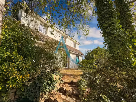 vente maison 8 pièces  149.00m²  écharcon