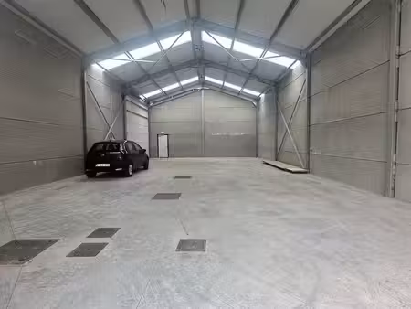 bien professionnel à louer à waasmunster € 1.100 (lrjfp) - immo twins | zimmo