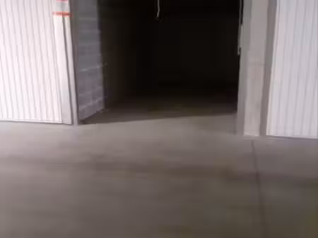 loue garage