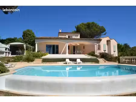 maison 5 pièces 160 m²