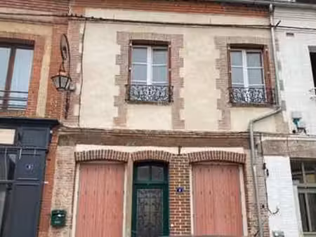vente maison à moulins-la-marche (61380) : à vendre / 65m² moulins-la-marche