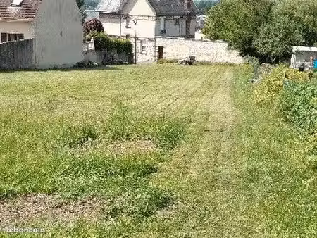 beau terrain à bâtir à vailly sur aisne