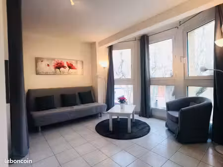 t2 n° 12 - centre ville (bellegarde)