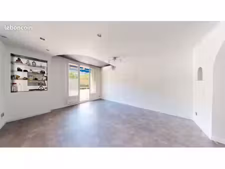 appartement 4 pièces 69 m²