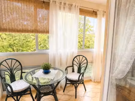appartement 3 pièces 77 m²