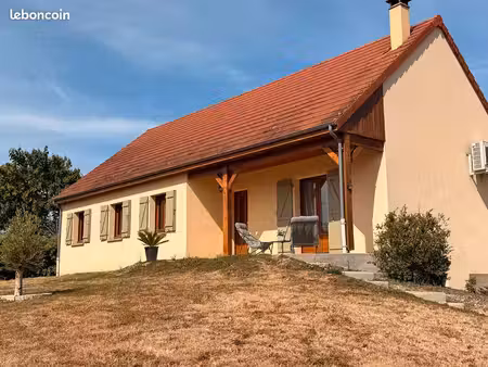 maison 98 m² avec sous-sol complet – 3 chambres + bureau – poêle à bois