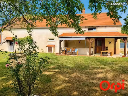 maison 3 pièces 74 m²