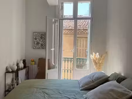 location t2 renové - centre aix en pce