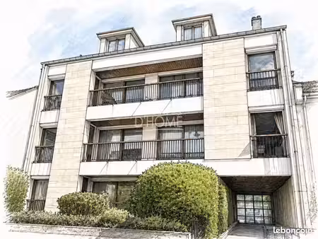 immeuble 18 pièces 487 m²