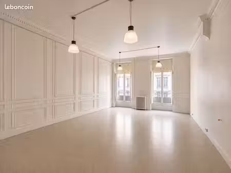 bureaux  hôtel 160 m²