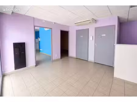 bureau 100 m²