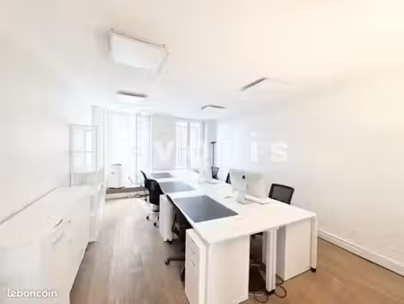 bureaux 89 m²