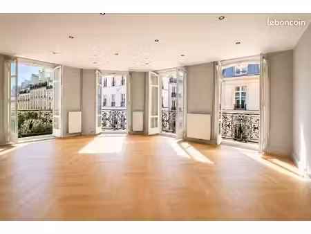 bureaux 184 m²