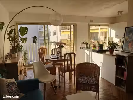 location longue durée 2p - antibes centre