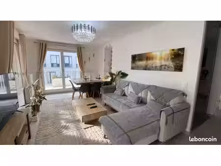 appartement t3 lumineux à proximité immédiate du parc de seaux