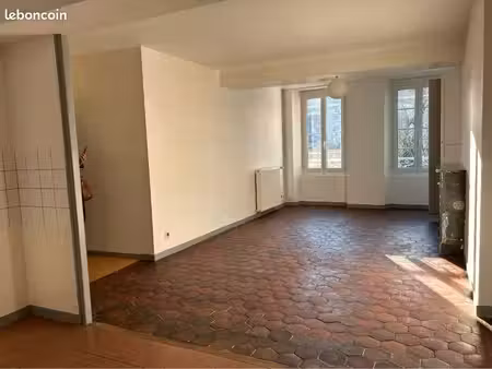 appartement t4 joigny proche de l’yonne