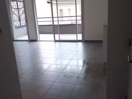 bel appartement t2 la fouillouse proche tout commerce