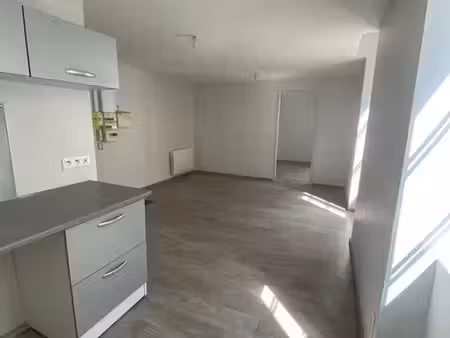 t2 40m2 en rdc
