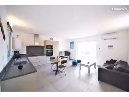 t3 70m² location à la saison scolaire : porto-vecchio santa giulia – 850 charges non compr
