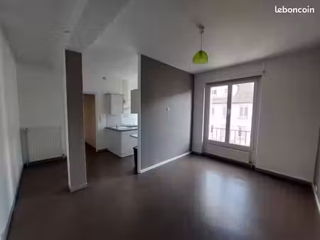 a louer appart t2 saint lo hyper centre avec ascenseur