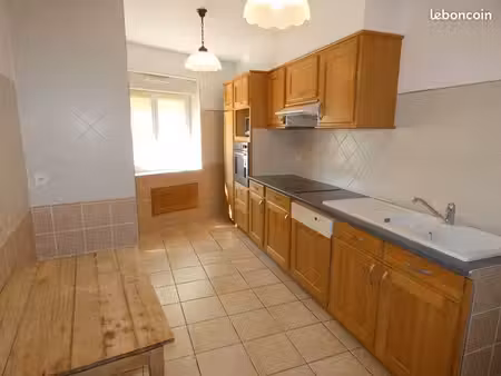 appartement 3 pièces 80 m²