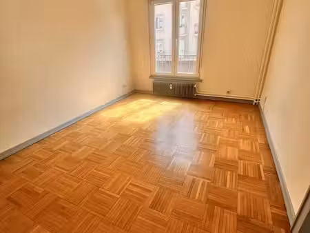 studio 1 pièce 30 m²