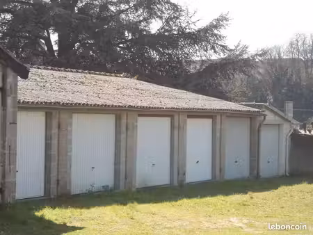 garage/box montmorillon