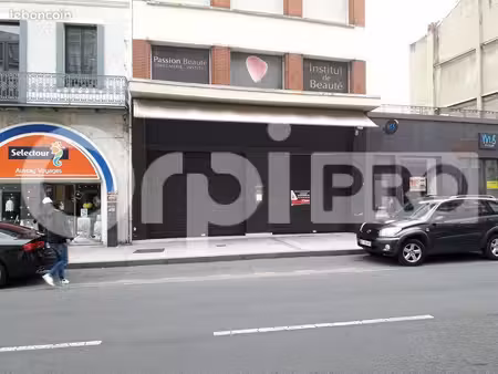 local commercial 158 m²