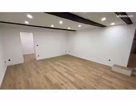 local commercial