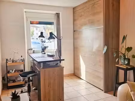 local commercial