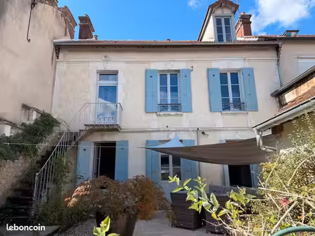 maison ancienne de charme de 6 pièces principales
