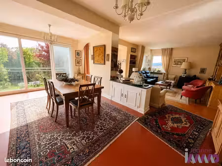 appartement 5 pièces 150 m²