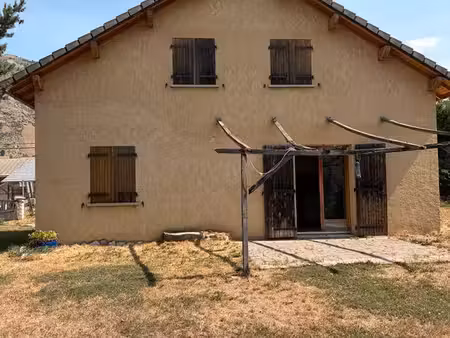maison t4 ancelle (05)