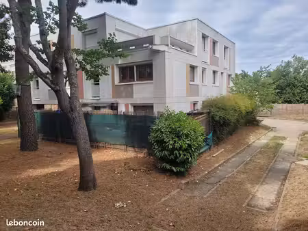 t4 84 m² entièrement rénové — sans frais d'agence - à saisir à boussy-saint-antoine