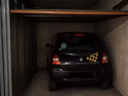 box fermé à louer – juvisy-sur-orge – gare à 4 min à pied