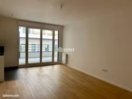 appartement 33.59m² à louer 998 - courbevoie 92400