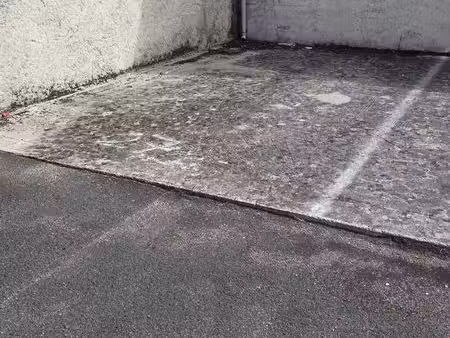 à vendre place de parking 8500 euros