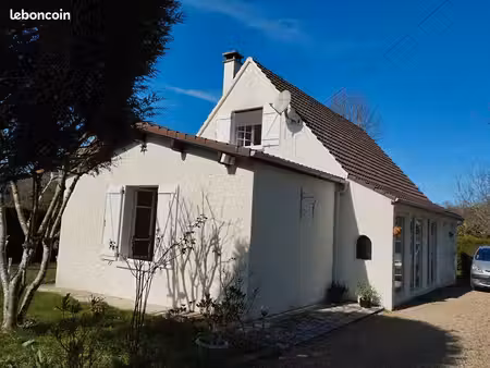 maison de charme avec jardin arboré