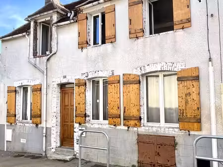 maison de ville 4 pièces 80 m²