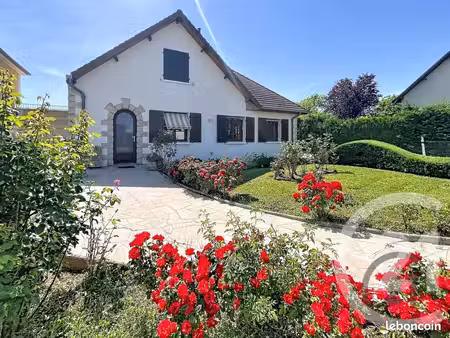 maison 6 pièces 144 m²