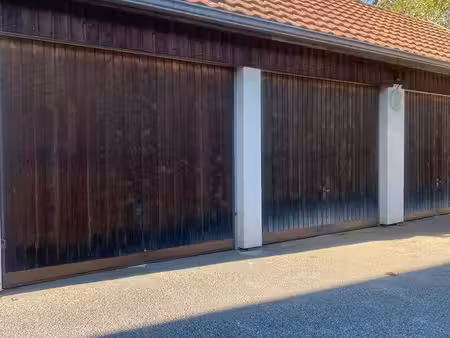 vente lot de 5 garages ou à l'unité avec électricité plein centre essert