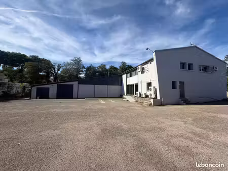 local commercial